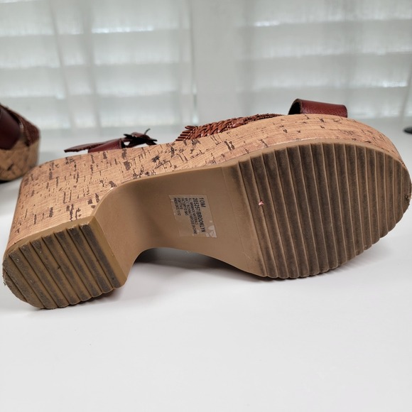 Maurices Brooklyn Brown Cork Wedge Heels Sandals Braided Faux Leather 10 M Shoes - Picture 11 of 14